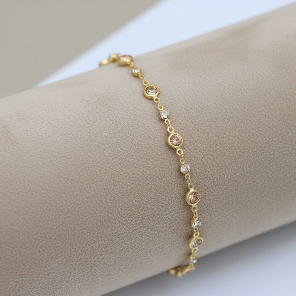 Trendy Bracelet for Girls & Women – Cute, Adjustable & Gift-Ready | MLCRC1239 - Picture 4 of 5